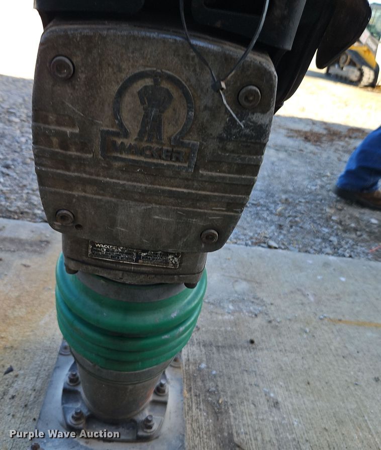 image for item EI8544 Wacker  BS60-2 plate compactor