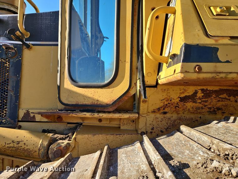 image for item EI8558 1996 Caterpillar D5H LGP dozer