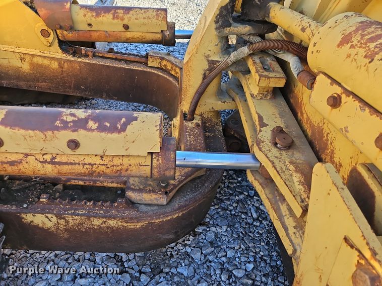 image for item EI8558 1996 Caterpillar D5H LGP dozer