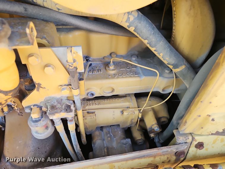 image for item EI8558 1996 Caterpillar D5H LGP dozer