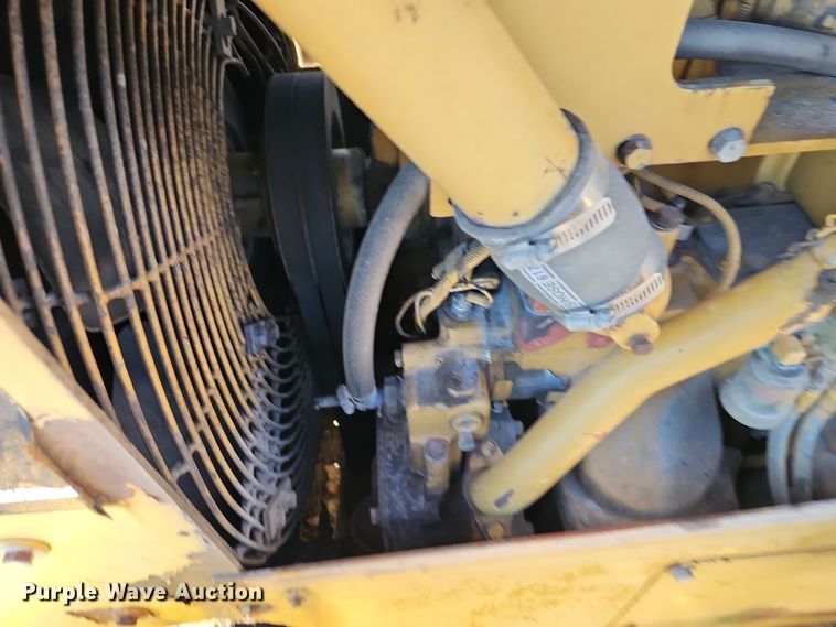 image for item EI8558 1996 Caterpillar D5H LGP dozer