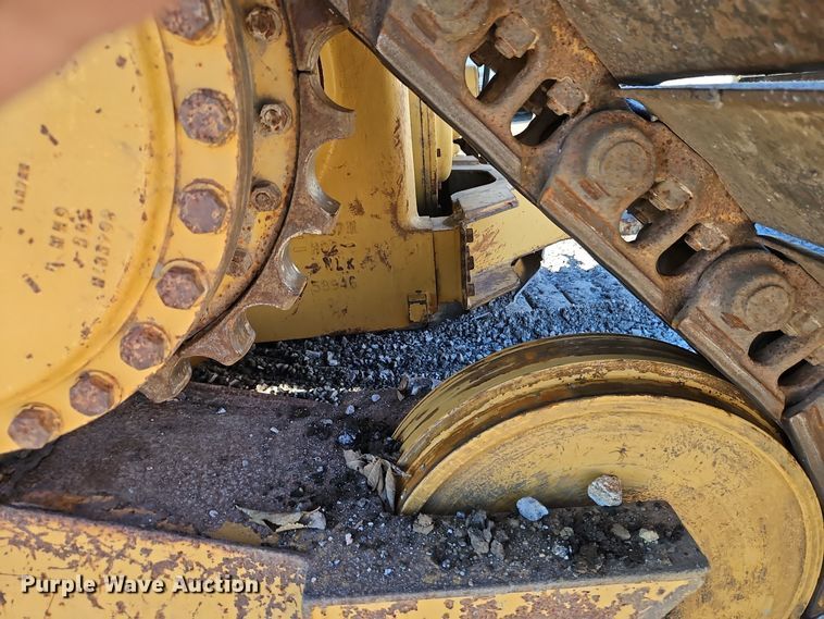 image for item EI8558 1996 Caterpillar D5H LGP dozer