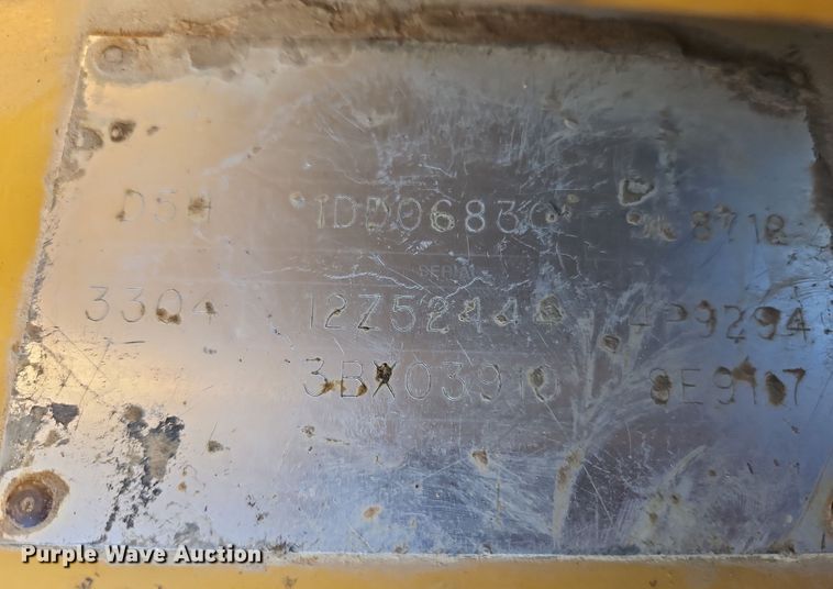 image for item EI8558 1996 Caterpillar D5H LGP dozer