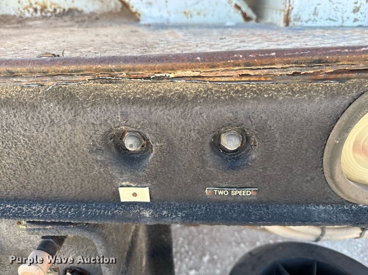 image for item EJ3197 2007 International 4300 digger derrick truck