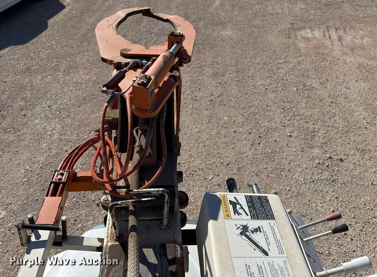 image for item EJ3197 2007 International 4300 digger derrick truck