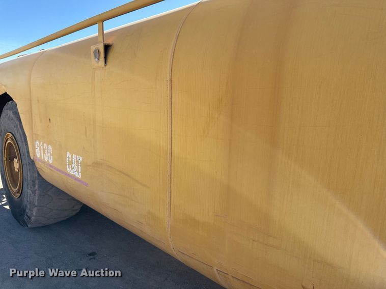 image for item EJ3202 1995 Caterpillar 613C Series II water wagon