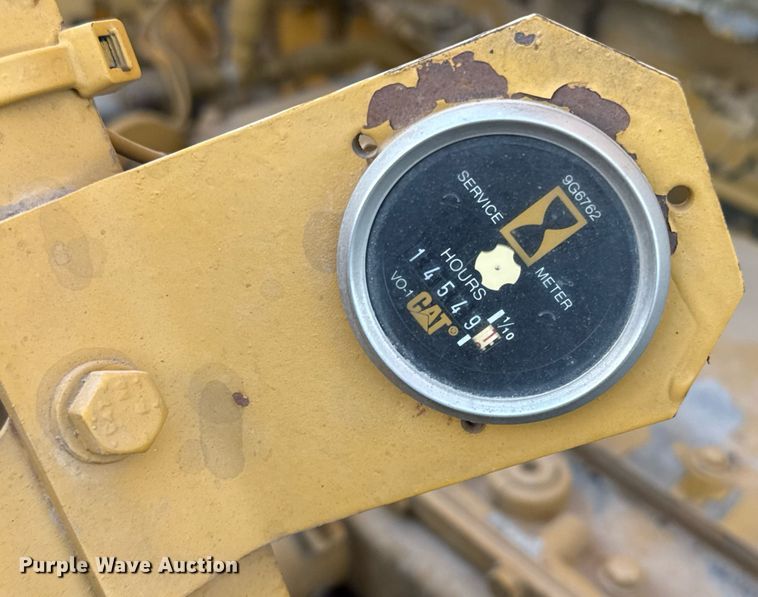 image for item EJ3202 1995 Caterpillar 613C Series II water wagon