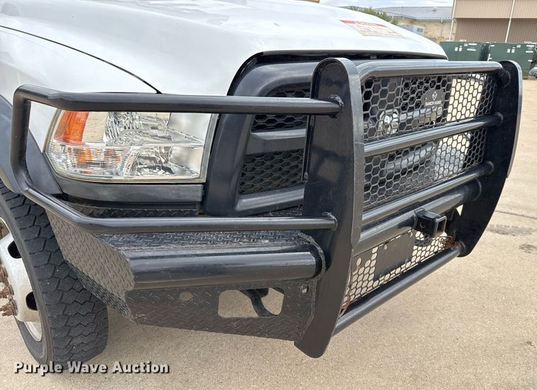 image for item EJ3206 2017 Dodge  Ram 5500HD bucket truck