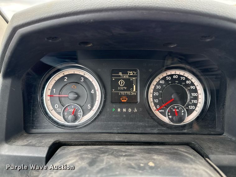 image for item EJ3206 2017 Dodge  Ram 5500HD bucket truck