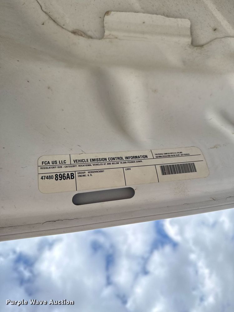 image for item EJ3206 2017 Dodge  Ram 5500HD bucket truck