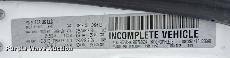 image for item EJ3206 2017 Dodge  Ram 5500HD bucket truck