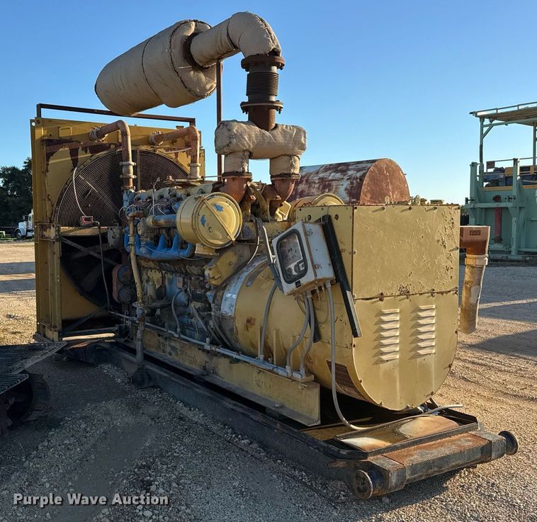 image for item EJ3207 Caterpillar generator