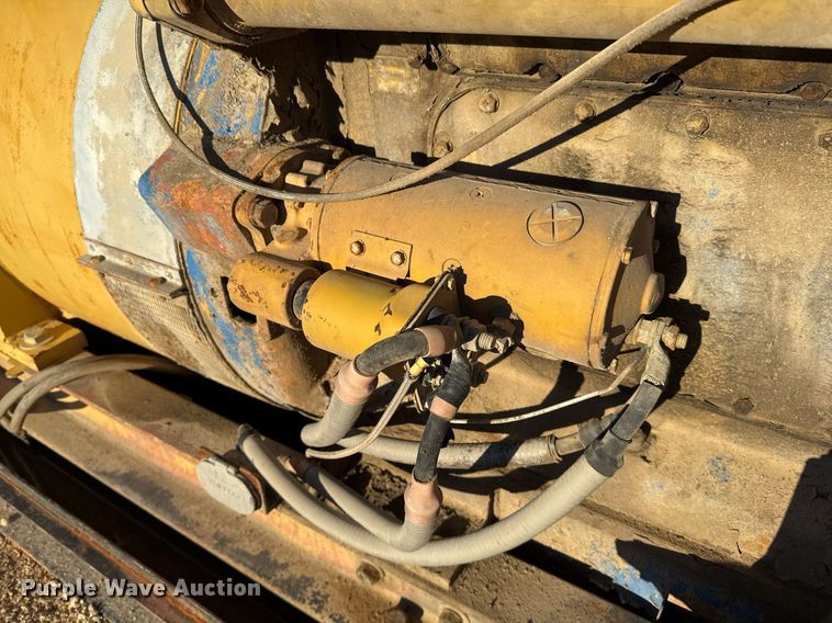 image for item EJ3207 Caterpillar generator