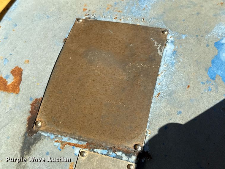 image for item EJ3209 2005 Caterpillar 3512  industrial engine