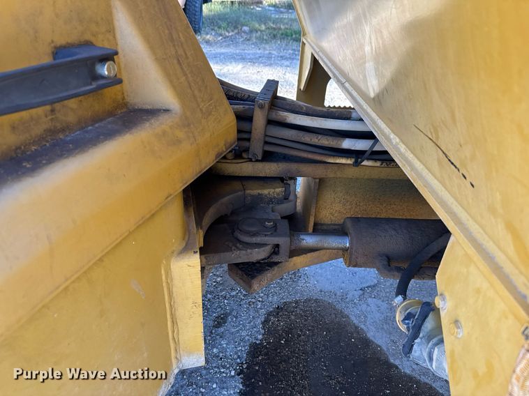 image for item EJ3215 2008 Caterpillar CB-534D XW double drum vibratory roller