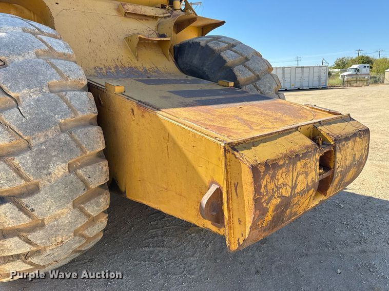 image for item EJ3218 1999 Caterpillar 623F elevating scraper