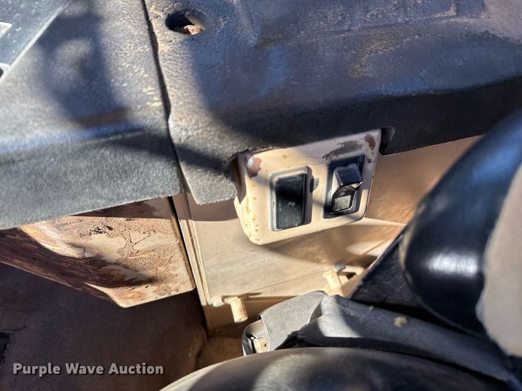 image for item EJ3218 1999 Caterpillar 623F elevating scraper