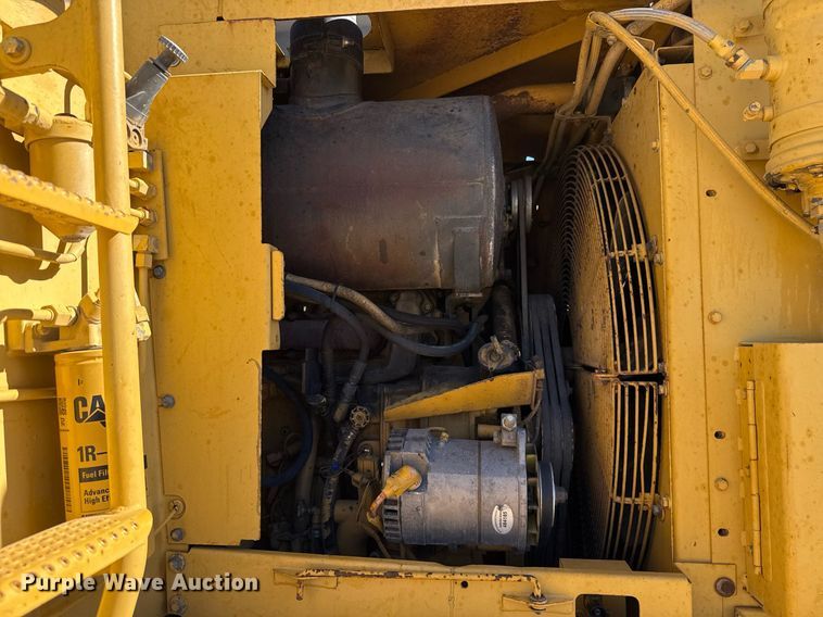 image for item EJ3218 1999 Caterpillar 623F elevating scraper