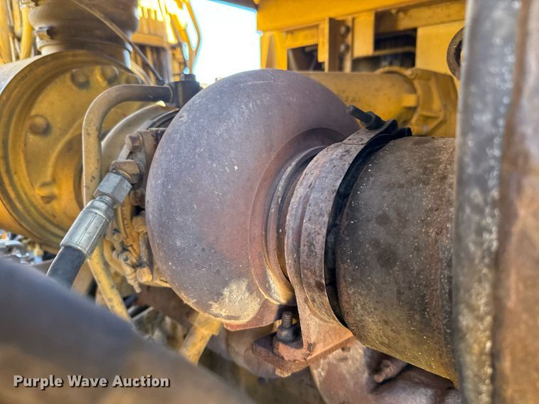 image for item EJ3218 1999 Caterpillar 623F elevating scraper