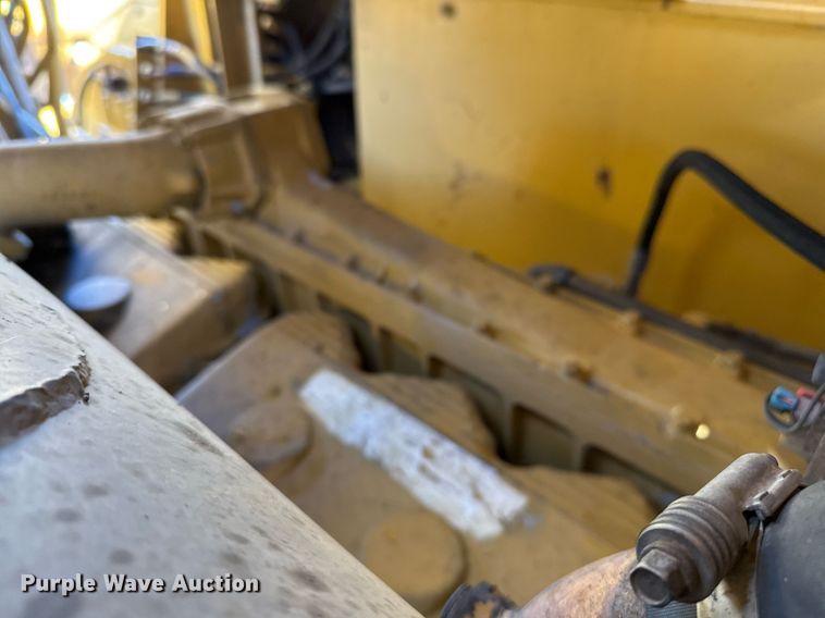 image for item EJ3218 1999 Caterpillar 623F elevating scraper