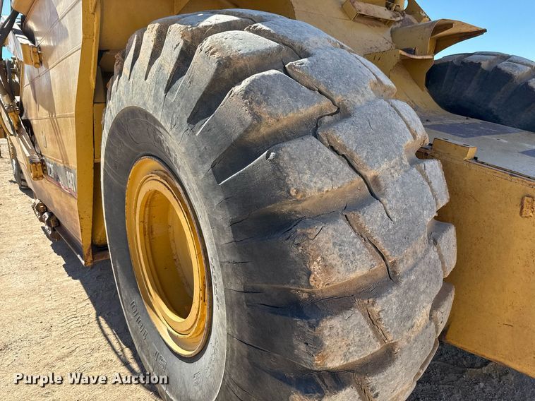 image for item EJ3218 1999 Caterpillar 623F elevating scraper