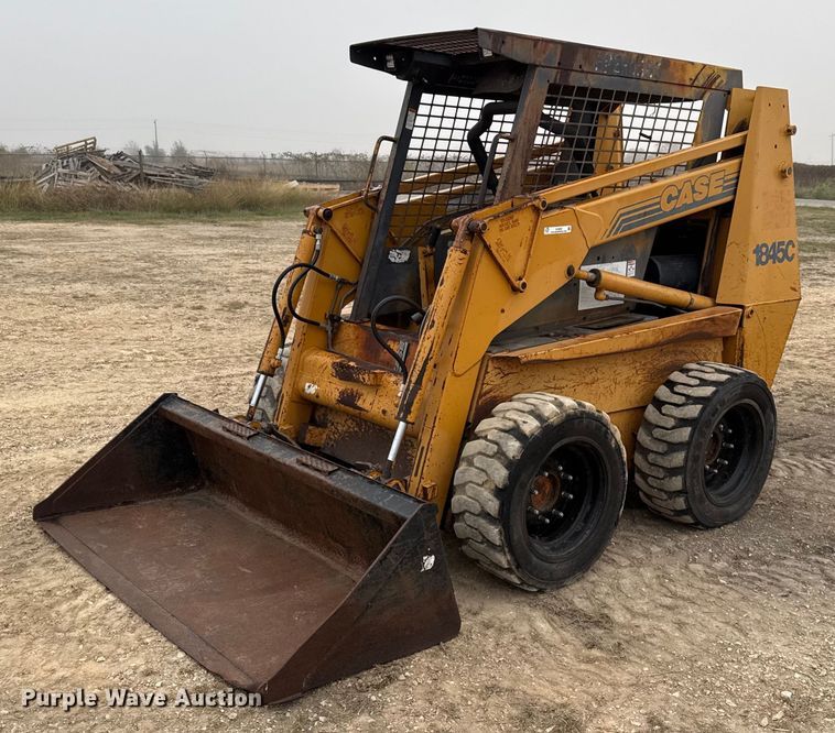 image for item EJ3302 1999 Case 1845C skid steer loader
