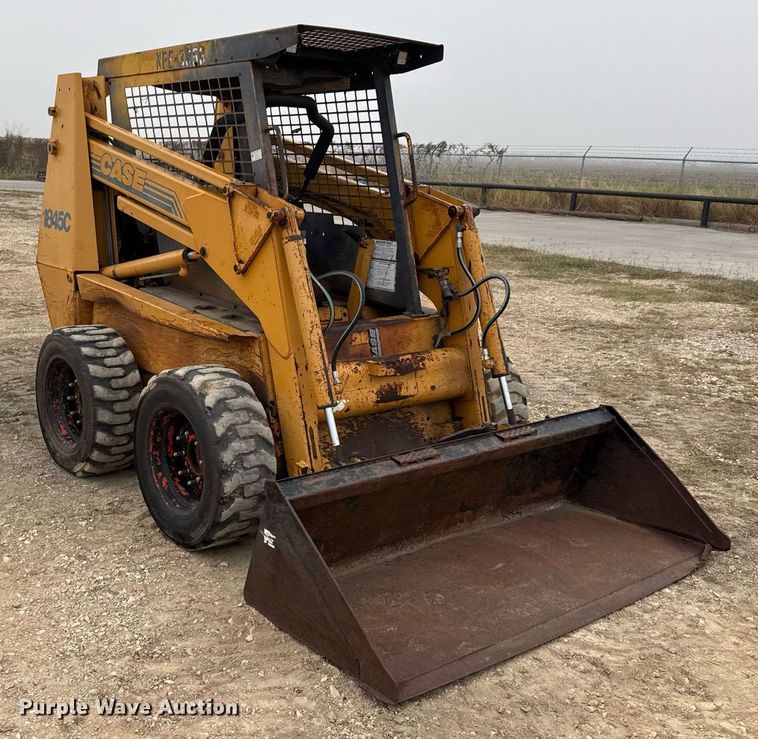 image for item EJ3302 1999 Case 1845C skid steer loader