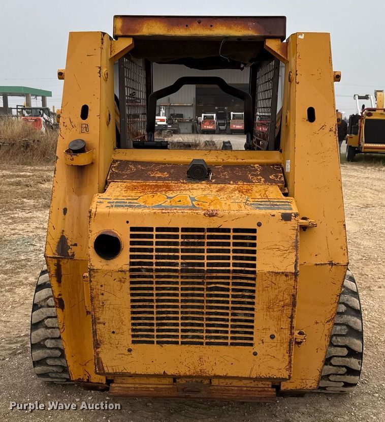 image for item EJ3302 1999 Case 1845C skid steer loader