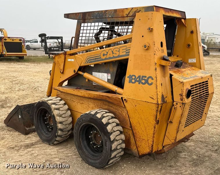 image for item EJ3302 1999 Case 1845C skid steer loader