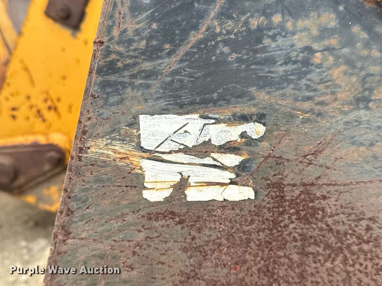 image for item EJ3302 1999 Case 1845C skid steer loader