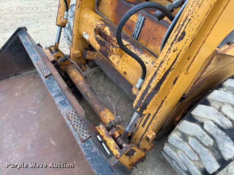 image for item EJ3302 1999 Case 1845C skid steer loader