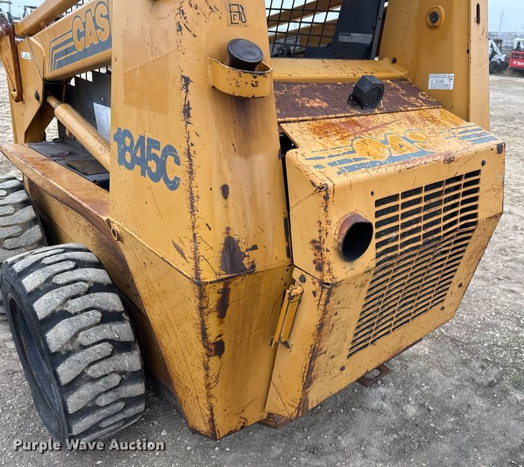image for item EJ3302 1999 Case 1845C skid steer loader