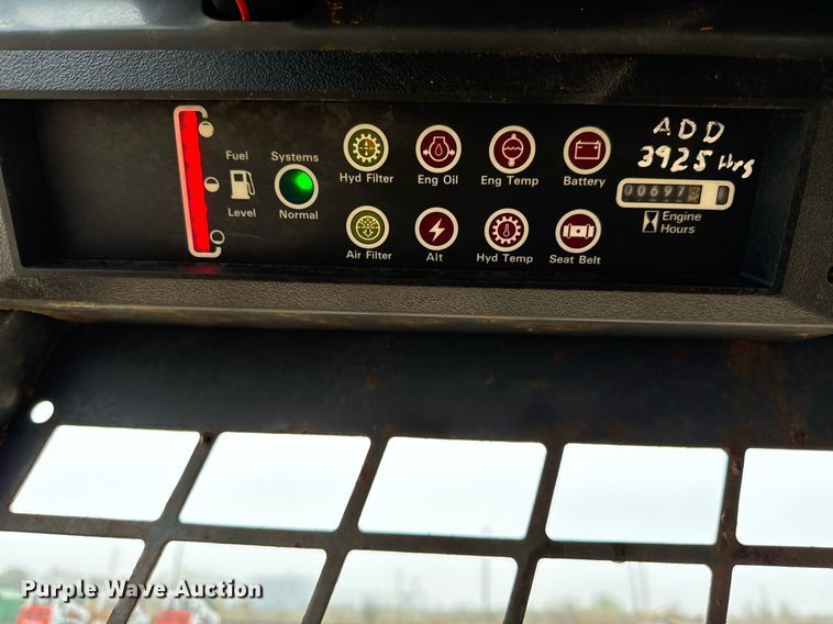 image for item EJ3302 1999 Case 1845C skid steer loader