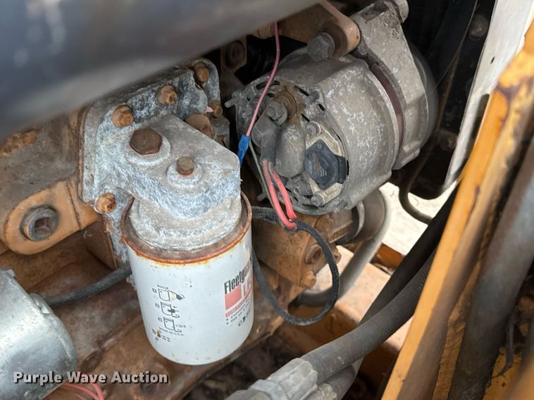 image for item EJ3302 1999 Case 1845C skid steer loader