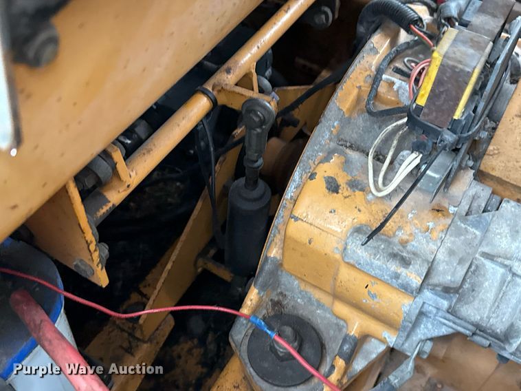 image for item EJ3302 1999 Case 1845C skid steer loader