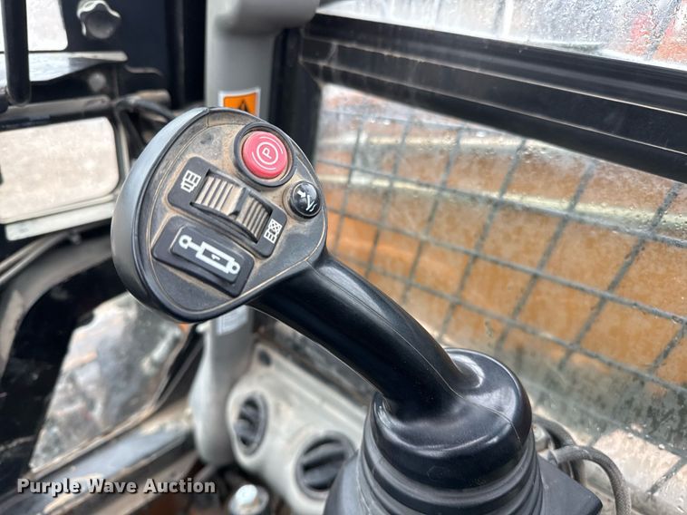 image for item EJ3303 2019 Case TR310 tracked skid steer loader