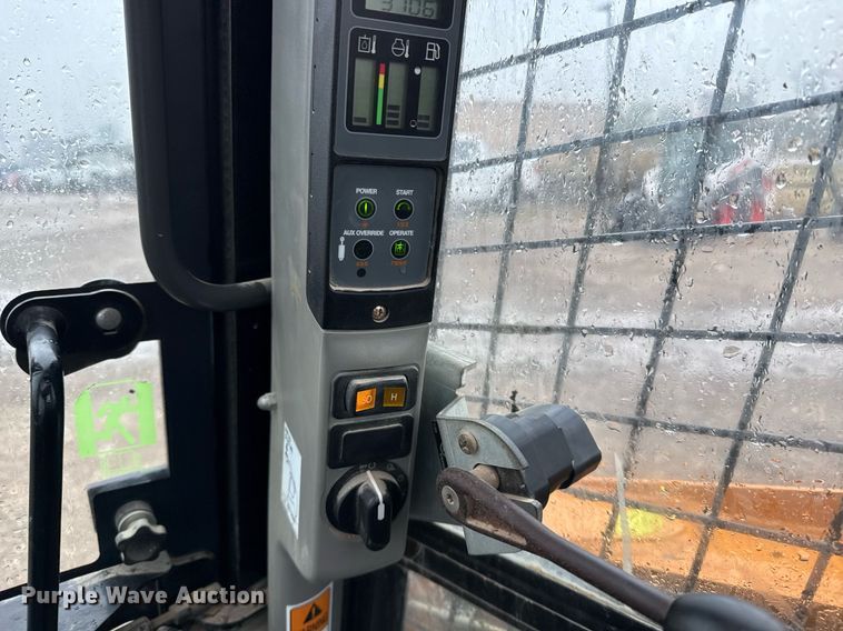 image for item EJ3303 2019 Case TR310 tracked skid steer loader