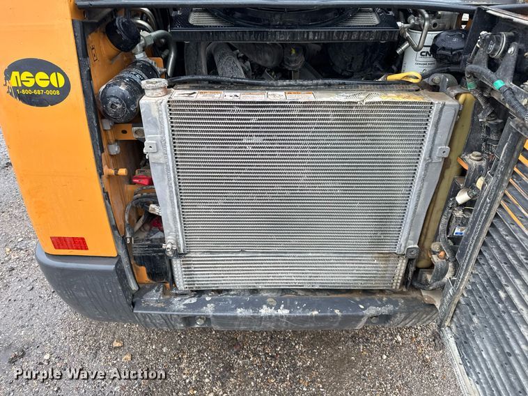 image for item EJ3303 2019 Case TR310 tracked skid steer loader