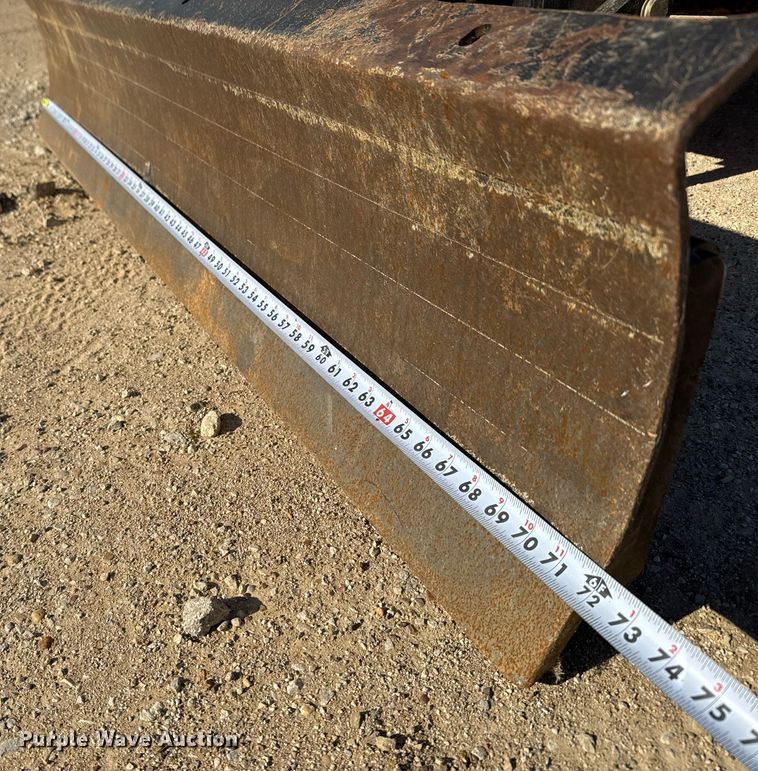 image for item EJ3305 2015 Toro RT600 trencher