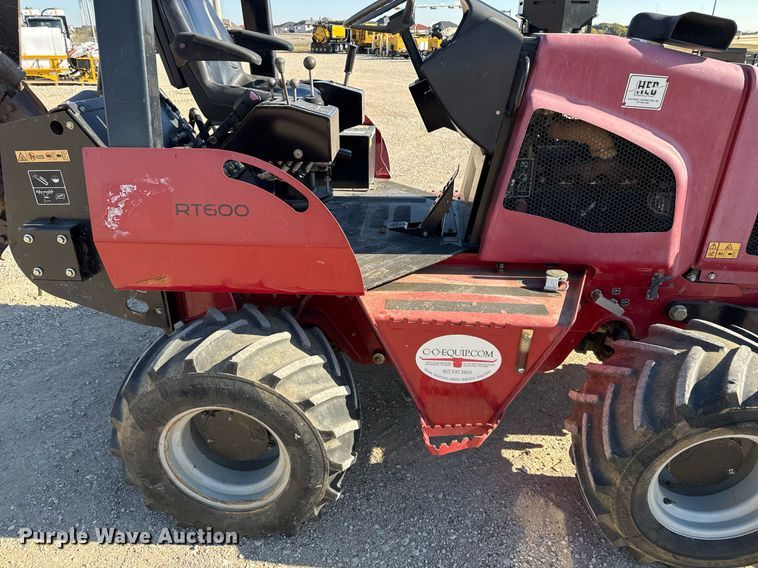 image for item EJ3305 2015 Toro RT600 trencher