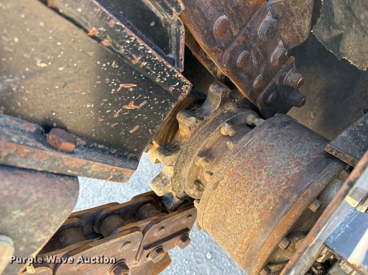 image for item EJ3305 2015 Toro RT600 trencher