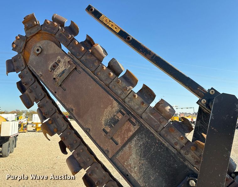 image for item EJ3305 2015 Toro RT600 trencher