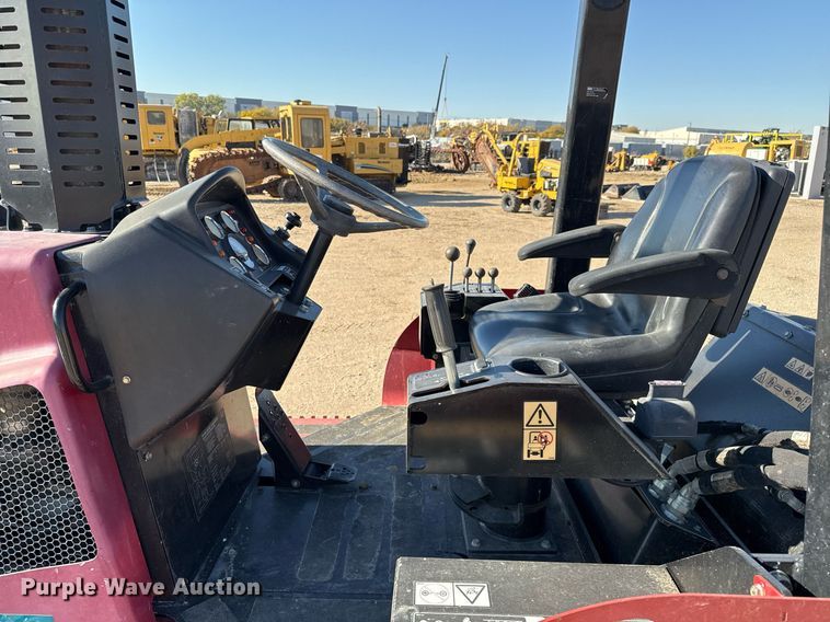 image for item EJ3305 2015 Toro RT600 trencher