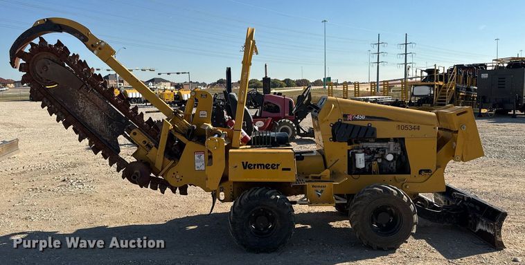 image for item EJ3307 2017 Vermeer RTX450 trencher