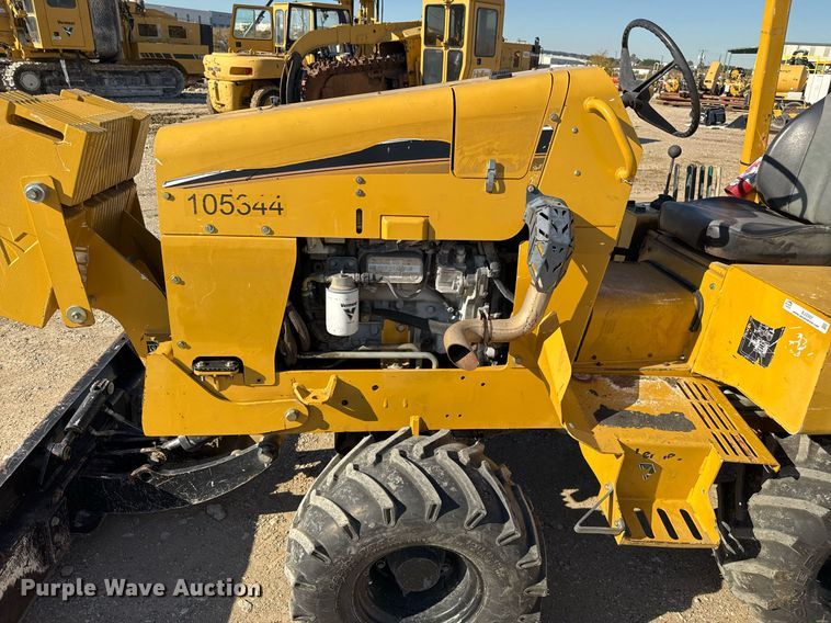 image for item EJ3307 2017 Vermeer RTX450 trencher