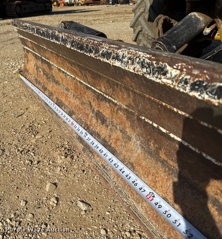 image for item EJ3307 2017 Vermeer RTX450 trencher