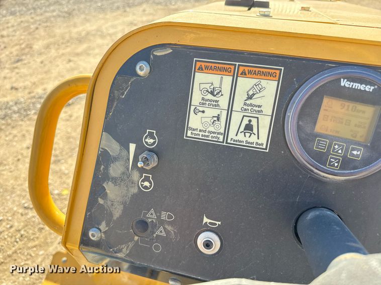 image for item EJ3307 2017 Vermeer RTX450 trencher