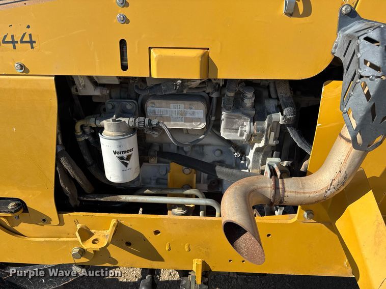 image for item EJ3307 2017 Vermeer RTX450 trencher