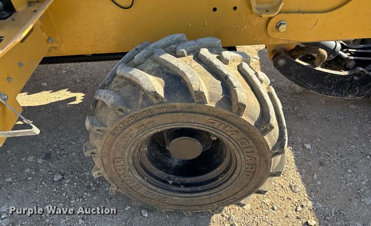 image for item EJ3307 2017 Vermeer RTX450 trencher