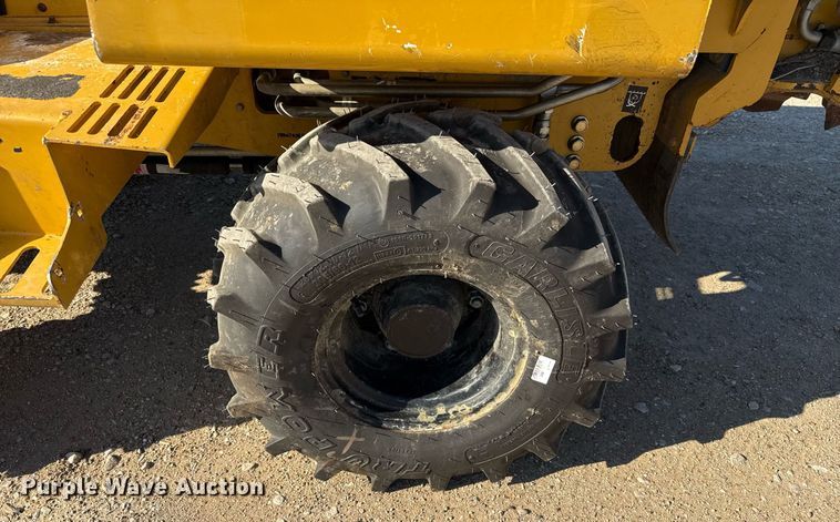 image for item EJ3307 2017 Vermeer RTX450 trencher